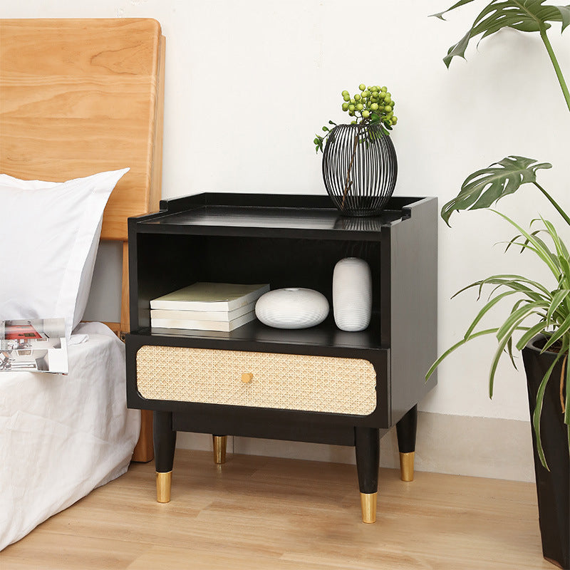 Solid Wood Accent Table Nightstand Contemporary Bedside Cabinet for Bedroom https: res.litfad.com site img item 2022 10 13 6241374 1200x1200.jpg 1 Piece Clearhalo 'Bedroom Furniture' 'furn' 'furn_night_stand' 'Furniture' 'night_stand' 'Nightstands' 6241374