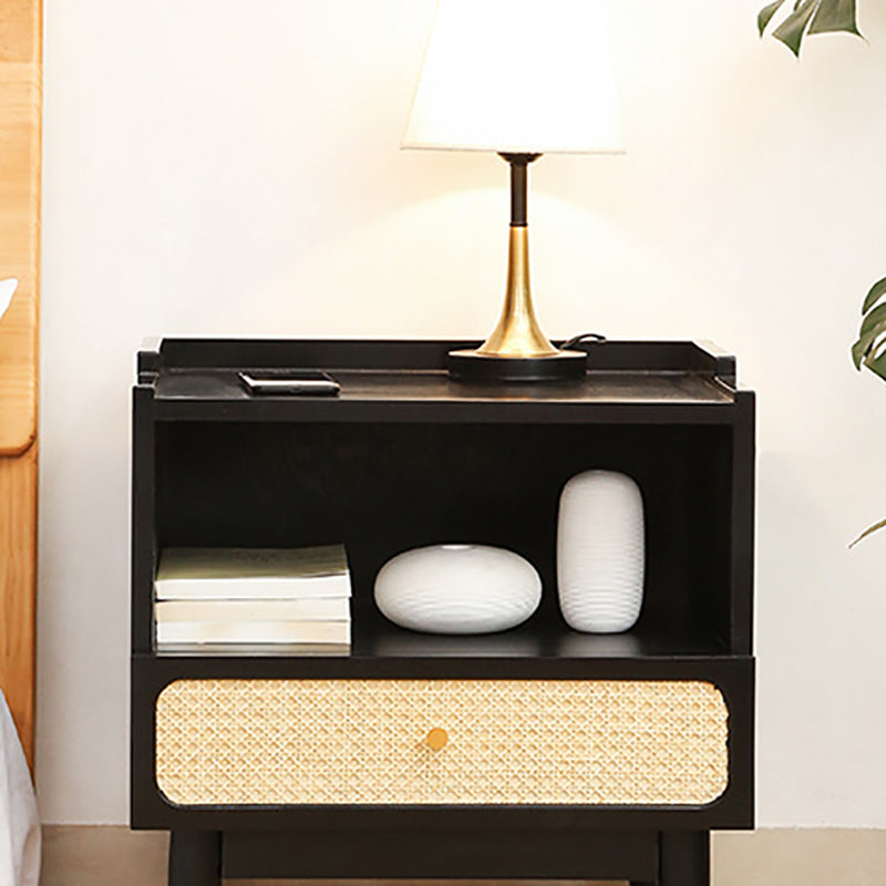 Solid Wood Accent Table Nightstand Contemporary Bedside Cabinet for Bedroom Clearhalo 'Bedroom Furniture' 'furn' 'furn_night_stand' 'Furniture' 'night_stand' 'Nightstands' 6241381