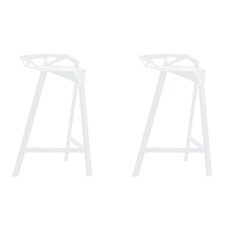 Industrial Low Back Counter Stools Metal Counter Height Stools for Home Use White 2 Piece Set Counter Stool(26"H) Clearhalo 'Bar Furniture' 'Bar Stools' 'bar_stools' 'furn' 'furn_bar_stools' 'Furniture' 'Kitchen & Dining Furniture' 6244507