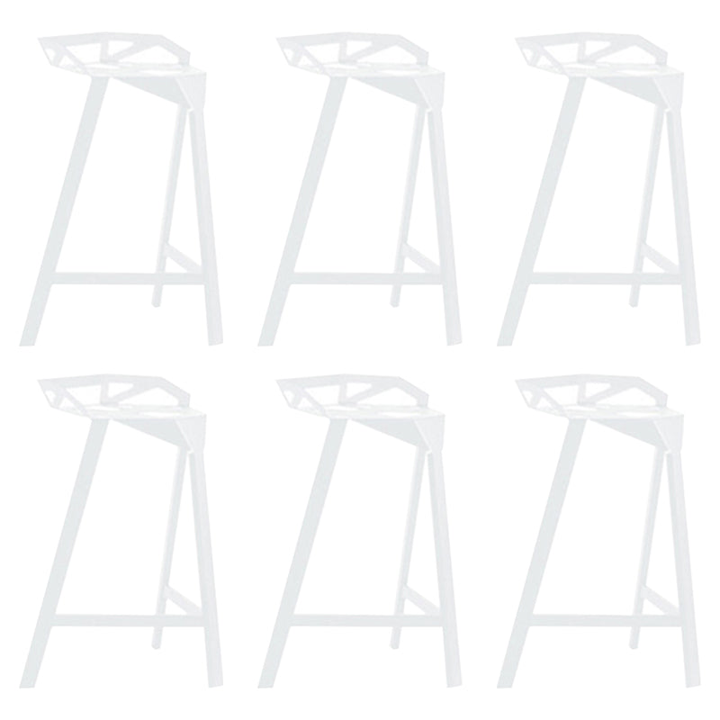 Industrial Low Back Counter Stools Metal Counter Height Stools for Home Use White 6 Piece Set Counter Stool(26"H) Clearhalo 'Bar Furniture' 'Bar Stools' 'bar_stools' 'furn' 'furn_bar_stools' 'Furniture' 'Kitchen & Dining Furniture' 6244510