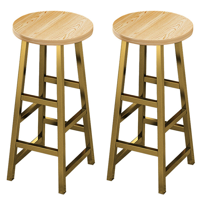 Tabouret de comptoir en bois de style contemporain Tabouret de bar sans dossier avec pieds en métal