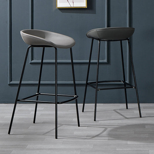 Sgabello da bar con bancone con bancone in finto contemporaneo con poggiapiedi