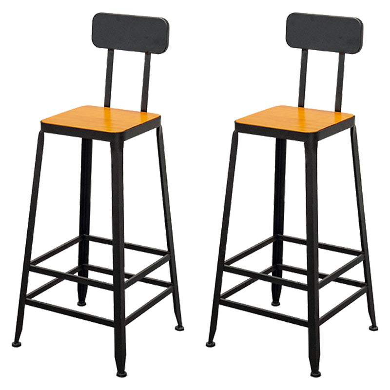 Tabouret de bar à dos basse de style brun de style contemporain avec jambes en métal