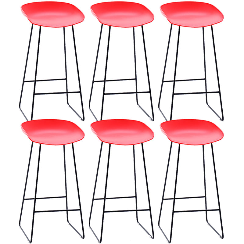 Contemporary Plastic Armless Bar Stool Low Back Bar Height Stool with Metal Frame