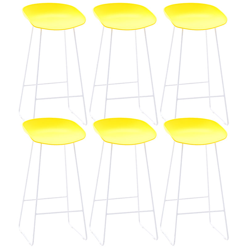 Contemporary Plastic Armless Bar Stool Low Back Bar Height Stool with Metal Frame