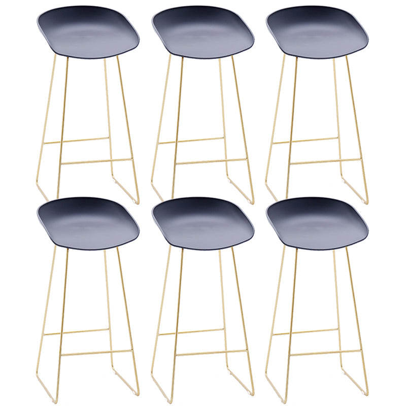 Contemporary Plastic Armless Bar Stool Low Back Bar Height Stool with Metal Frame