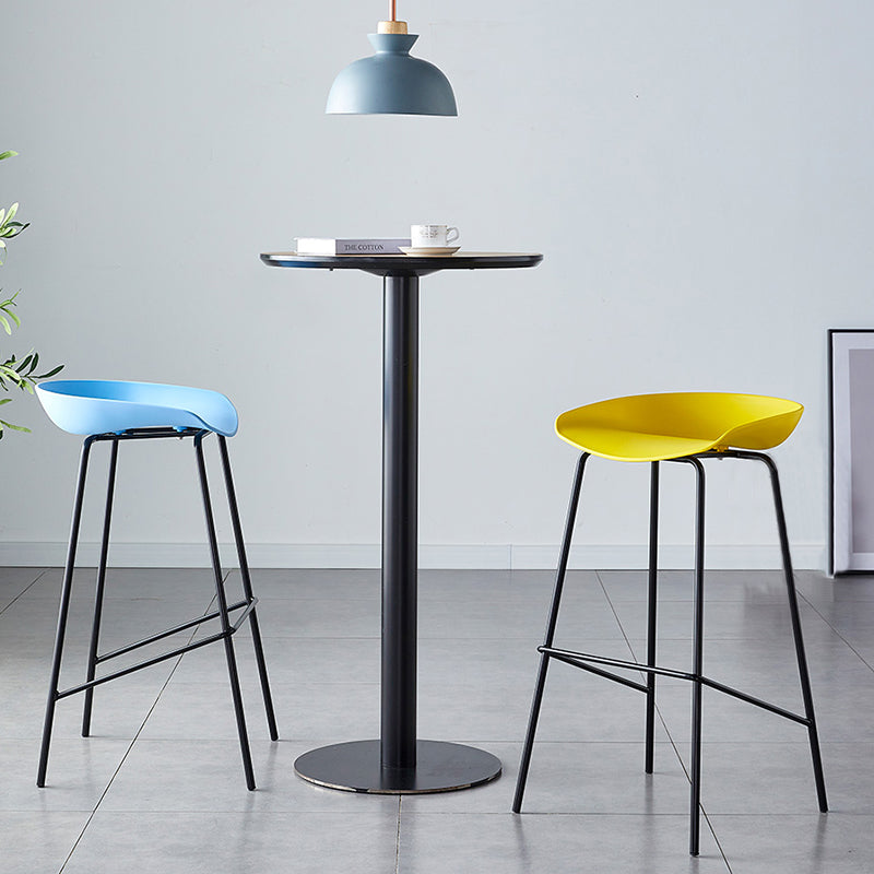 Contemporary Low Back Armless Bar Stool Plastic Bar Stool with Metal Legs Clearhalo 'Bar Furniture' 'Bar Stools' 'bar_stools' 'furn' 'furn_bar_stools' 'Furniture' 'Kitchen & Dining Furniture' 6245796
