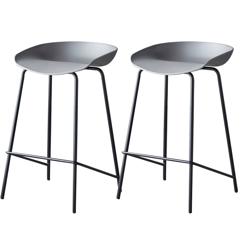 Contemporary Low Back Armless Bar Stool Plastic Bar Stool with Metal Legs Grey 2 Piece Set Counter Stool(26"H) Clearhalo 'Bar Furniture' 'Bar Stools' 'bar_stools' 'furn' 'furn_bar_stools' 'Furniture' 'Kitchen & Dining Furniture' 6245844