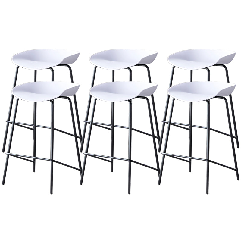 Contemporary Low Back Armless Bar Stool Plastic Bar Stool with Metal Legs White 6 Piece Set Counter Stool(26"H) Clearhalo 'Bar Furniture' 'Bar Stools' 'bar_stools' 'furn' 'furn_bar_stools' 'Furniture' 'Kitchen & Dining Furniture' 6245851