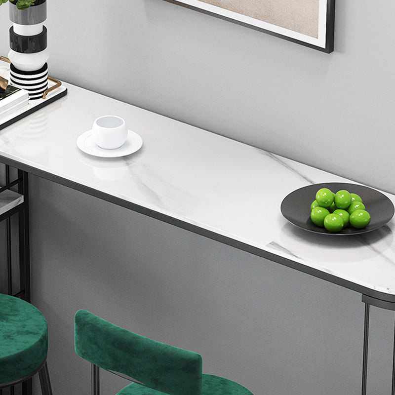 Table de salle à manger moderne en pierre frittée avec base en métal pour cuisine et salon