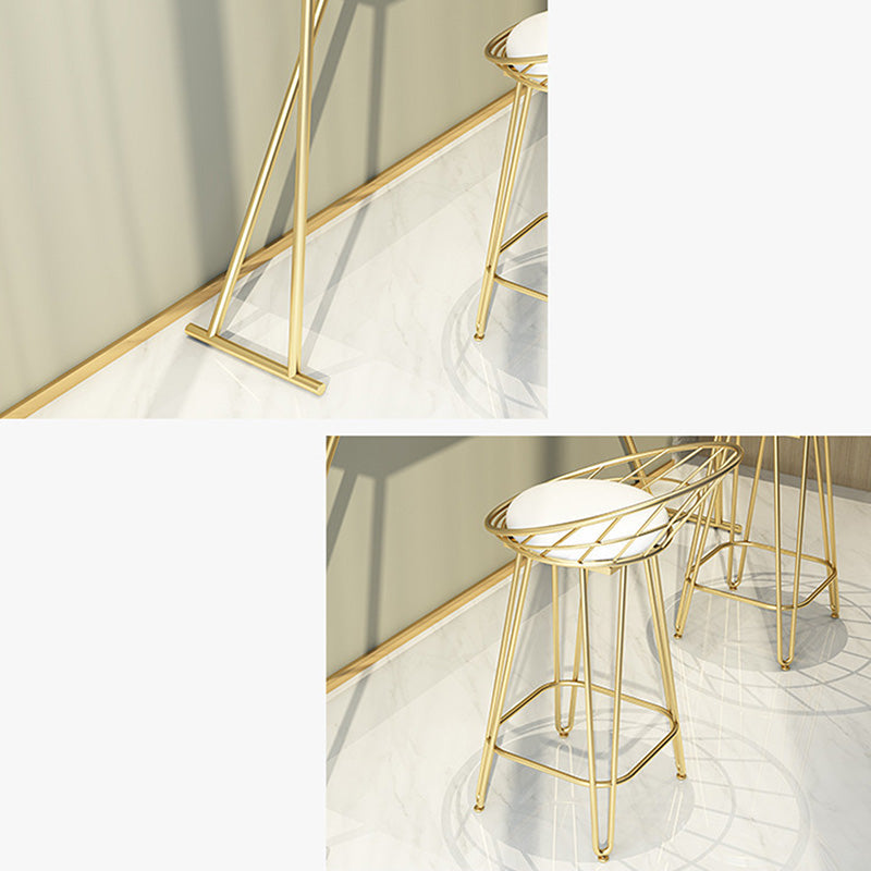 Mesa Glam con altura de barra y base dorada Mesa de bar con tablero de 41,3 pulgadas de altura