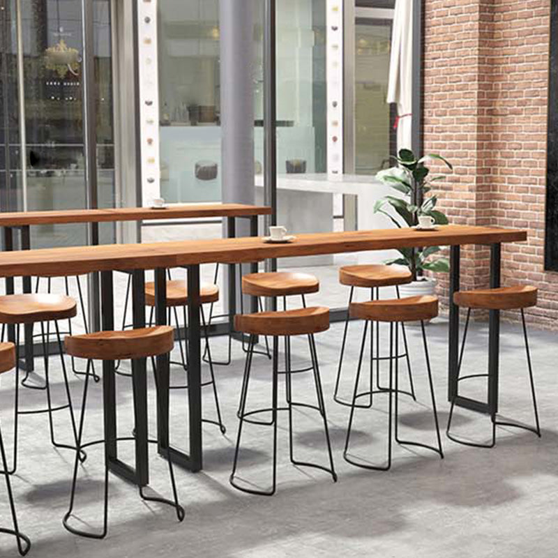 Modern Bar-height Table Solid Wood Top Pub Table with Black Metal Base Clearhalo 'Bar Furniture' 'Bar Tables' 'bar_tables' 'furn' 'furn_bar_tables' 'Furniture' 'Kitchen & Dining Furniture' 6247761