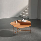 Tavolino rotondo di ferro della metà del secolo Dia 27,6 "3 gambe 1 tavolo da cocktail singolo