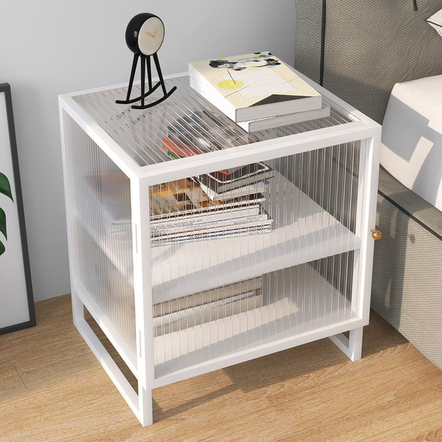 Mesa de nocturna de vidrio nocturno de metal contemporáneo con 1 puerta, 21.7 "de alto