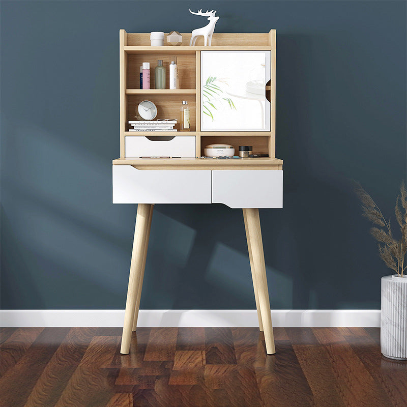 Skandinavischer Waschtisch mit Schubladen und Regalen und Spiegeln