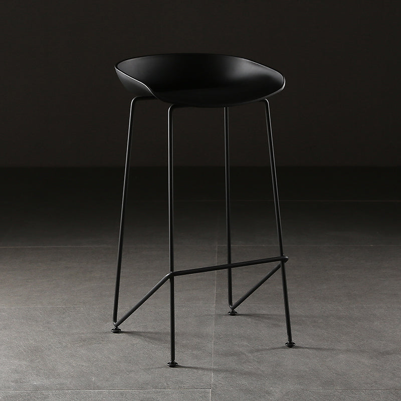 Tabouret de bar en plastique sans accoudoirs, hauteur de comptoir, tabouret moderne d'intérieur pour salon