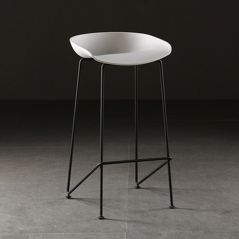Tabouret de bar en plastique sans accoudoirs, hauteur de comptoir, tabouret moderne d'intérieur pour salon