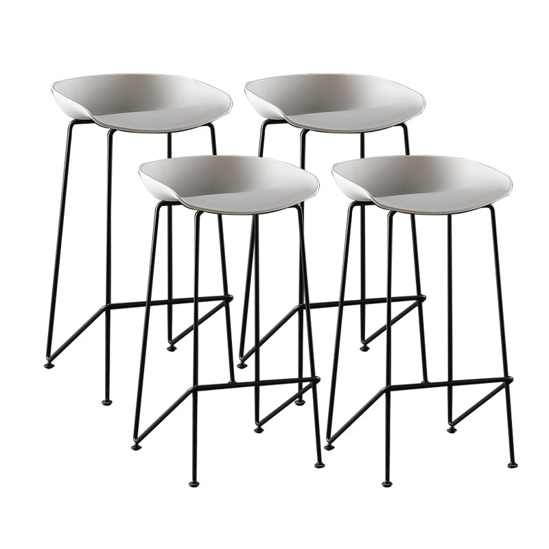 Tabouret de bar en plastique sans accoudoirs, hauteur de comptoir, tabouret moderne d'intérieur pour salon