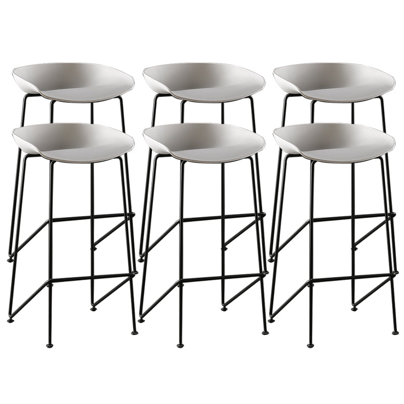 Tabouret de bar en plastique sans accoudoirs, hauteur de comptoir, tabouret moderne d'intérieur pour salon