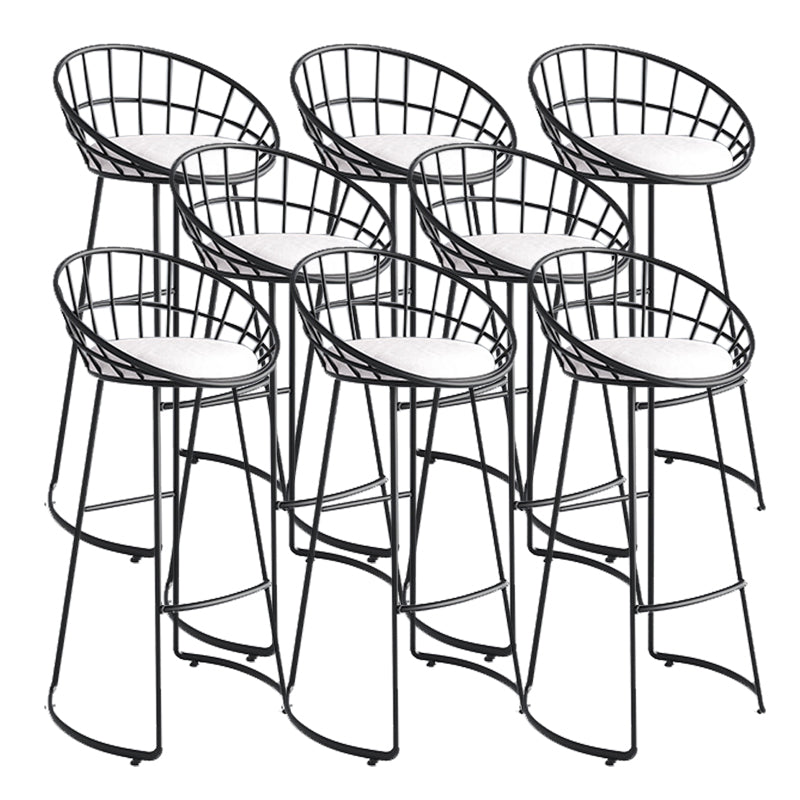 Taburete de bar tapizado moderno, taburete de bar con respaldo bajo y altura de barra con reposapiés