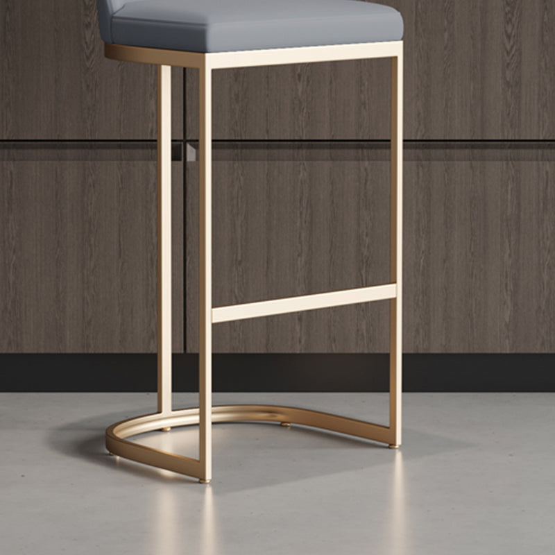 Taburete de bar tapizado moderno, taburete de bar con respaldo bajo y altura de barra con reposapiés