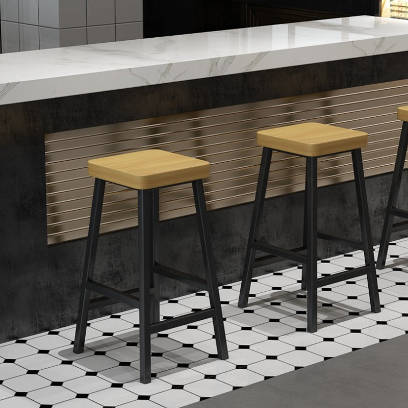 Backless Solid Wood Bar Stool Contemporary Natural Stool with Metal Legs Clearhalo 'Bar Furniture' 'Bar Stools' 'bar_stools' 'furn' 'furn_bar_stools' 'Furniture' 'Kitchen & Dining Furniture' 6263569