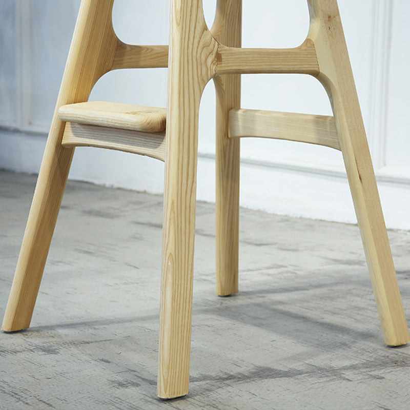 低い帯域装飾されたバースツール屋内スカンジナビアのソリッドウッドフレームバースツール
