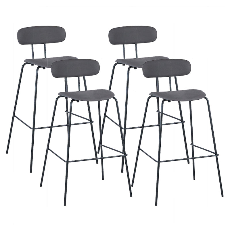 Taburete de bar tapizado de cuero sin brazos con respaldo moderno y base de metal