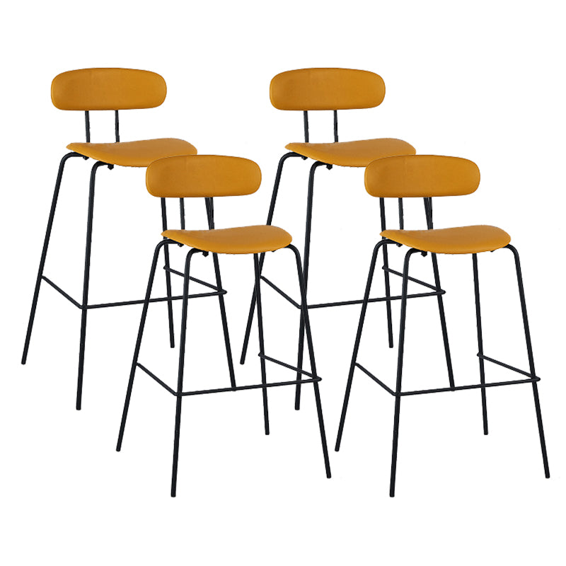 Taburete de bar tapizado de cuero sin brazos con respaldo moderno y base de metal