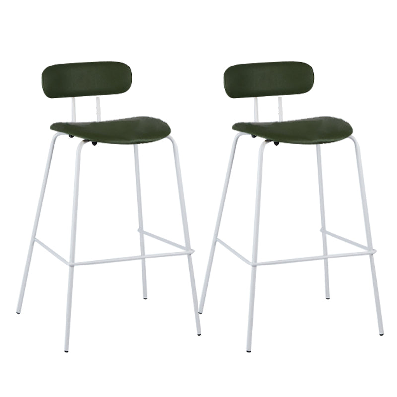Taburete de bar tapizado de cuero sin brazos con respaldo moderno y base de metal