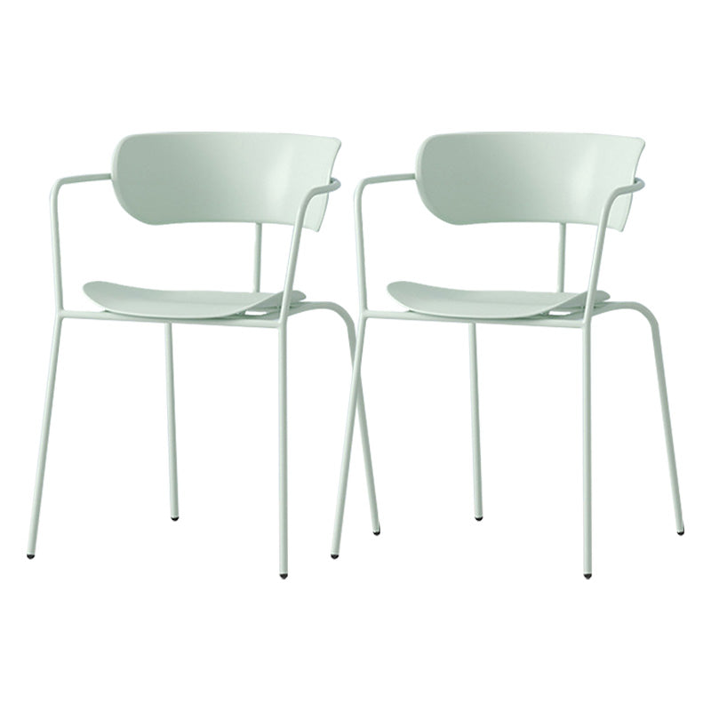 Zeitgenössischer Metall Esszimmerstuhl Arm Open Rücken Essneitenstuhl für Esszimmer