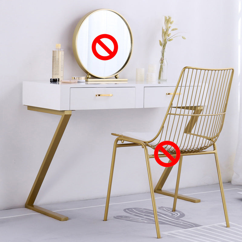 Glam Dresser with 2 Storage Drawers White Vanity Table for Bedroom Makeup Vanity Clearhalo 'Bedroom Furniture' 'furn' 'furn_makeup_vanities' 'Furniture' 'Makeup Vanities' 'makeup_vanities' 6268539