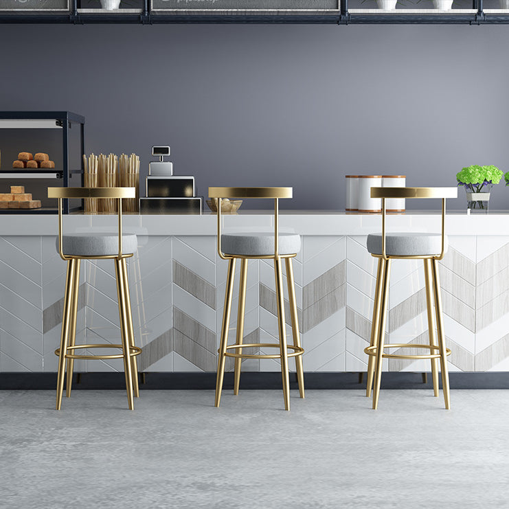 Taburete de bar estilo Glam, tapizado, para salón, con patas de metal