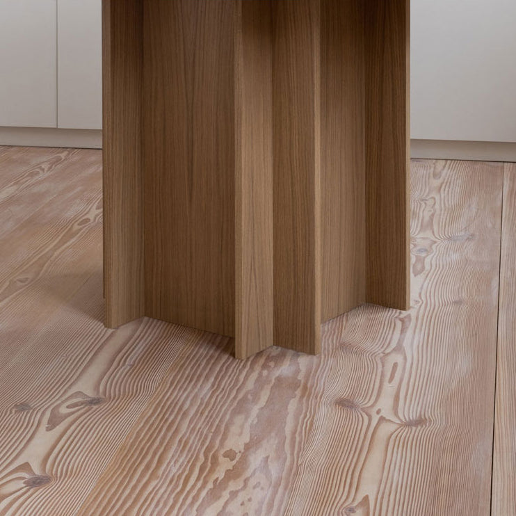 Modern Wood Pedestal Base Table Natural Round Dining Room Kitchen Table Clearhalo 'Dining Tables & Seating' 'Dining Tables' 'dining_table' 'furn' 'furn_dining_table' 'Furniture' 'Kitchen & Dining Furniture' 6277591