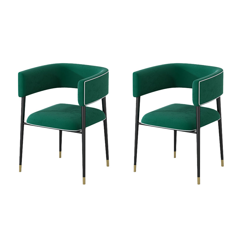 Industrieel gestoffeerde fluwelen armstoel Open achterste eetkamerstoel voor thuis