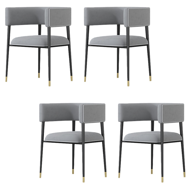 Industrieel gestoffeerde fluwelen armstoel Open achterste eetkamerstoel voor thuis