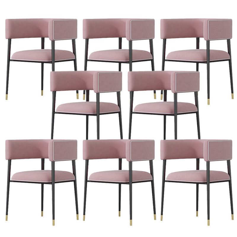 Industrieel gestoffeerde fluwelen armstoel Open achterste eetkamerstoel voor thuis