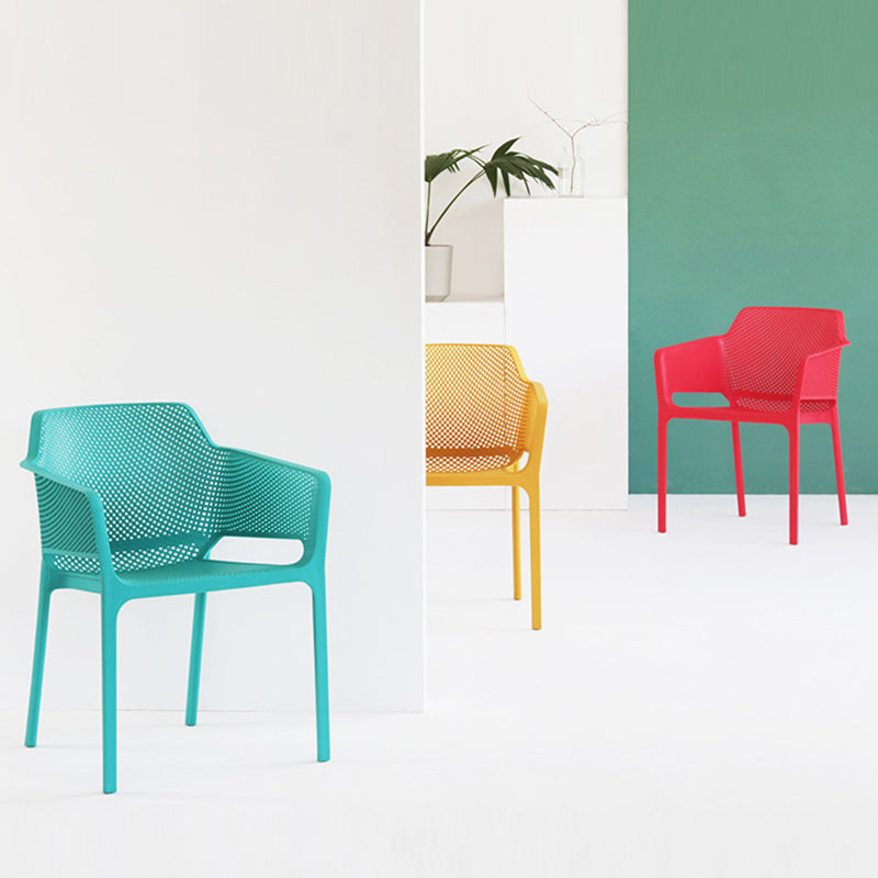 Plastic stapel eetgelegenheid fauteuil glam