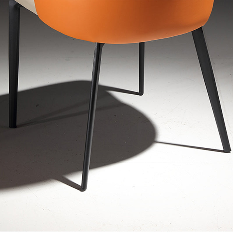 Polca di pelle finta imbottita sedia da pranzo industriale interno con gambe metalliche