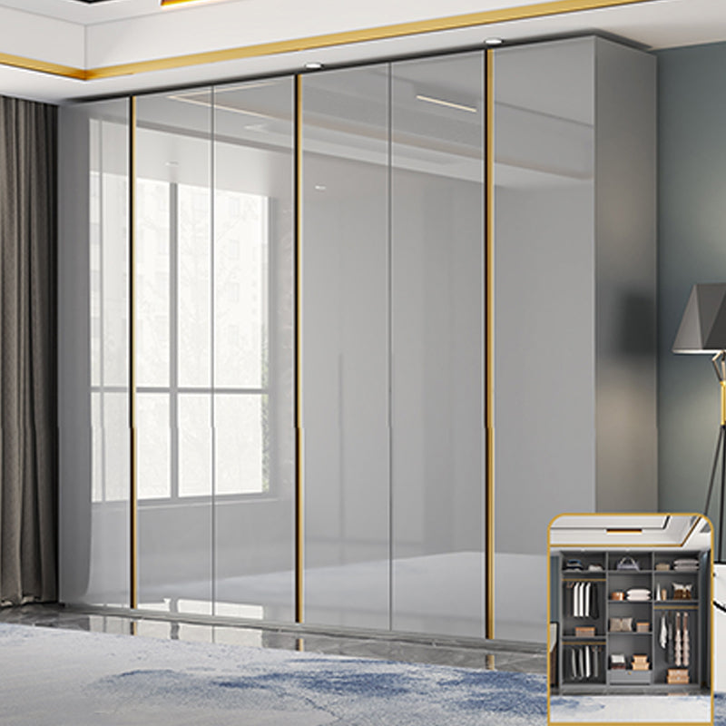 Gabinete de almacenamiento gris alto en brillo gabinete moderno con puertas con bisagras