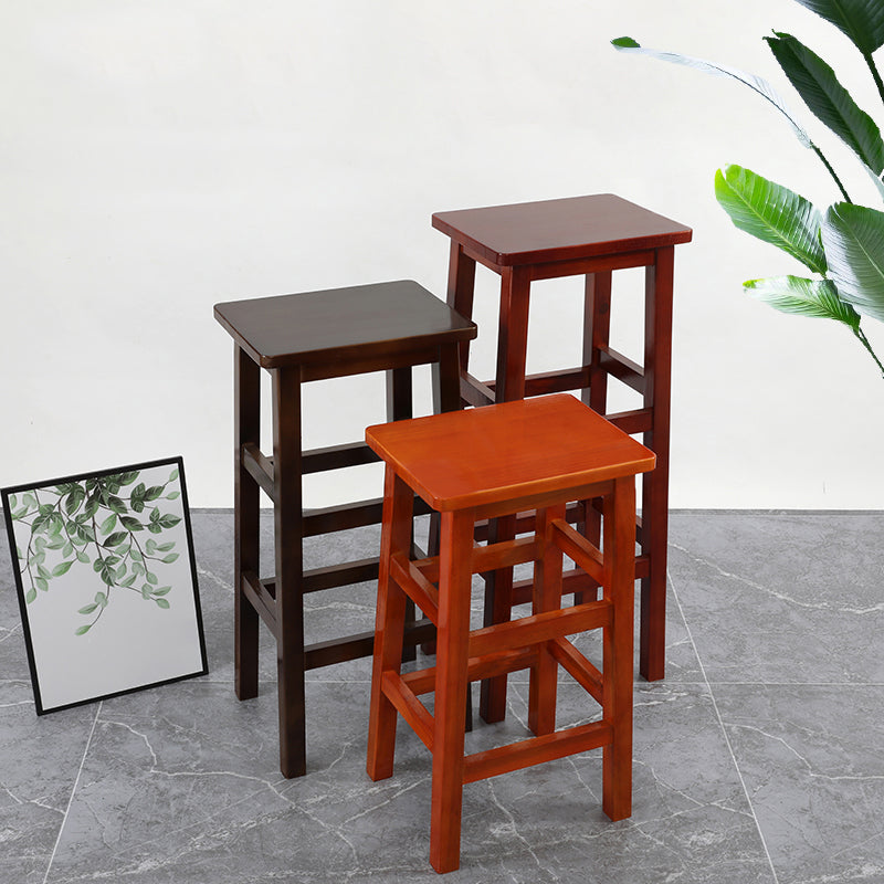 Silla alta sin brazos de madera industrial sin respaldo del taburete del mostrador de madera sólida