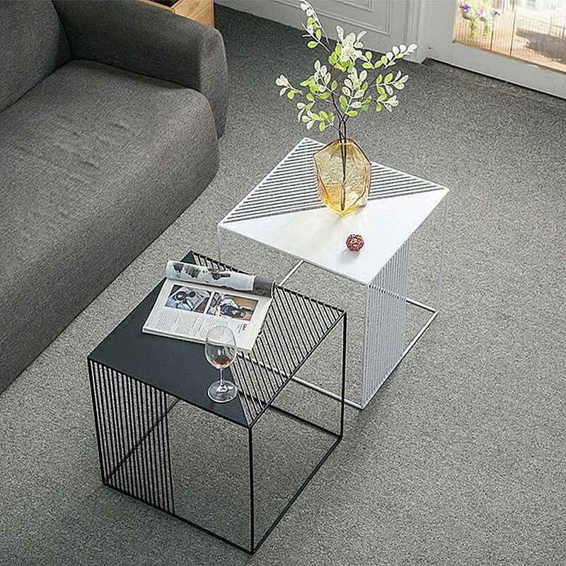 Metal Square Coffee Table Mid Century Simple Frame Cocktail Table Clearhalo 'Coffee & Accent Tables' 'Coffee Tables' 'coffee_tables' 'furn' 'furn_coffee_tables' 'Furniture' 'Living Room Furniture' 6289778