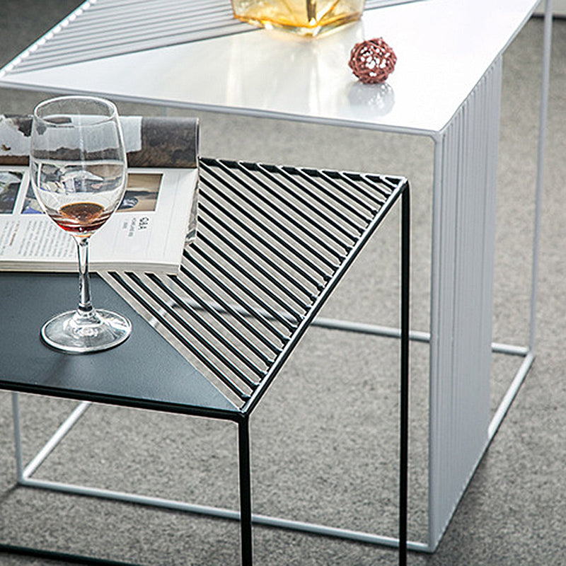 Metal Square Coffee Table Mid Century Simple Frame Cocktail Table Clearhalo 'Coffee & Accent Tables' 'Coffee Tables' 'coffee_tables' 'furn' 'furn_coffee_tables' 'Furniture' 'Living Room Furniture' 6289782