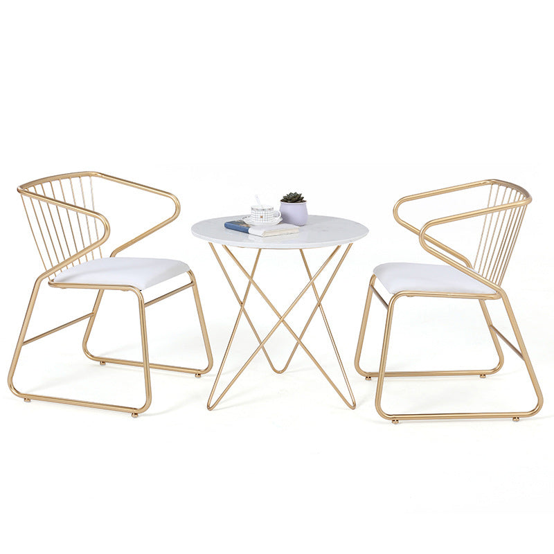 金色の足のある伝統的なメタルキッチンダイニングチェア布張りの腕の椅子