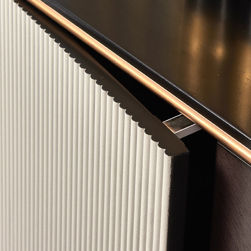 Server a 2 porte in legno ingegnerizzato in legno con gambe in legno massiccio