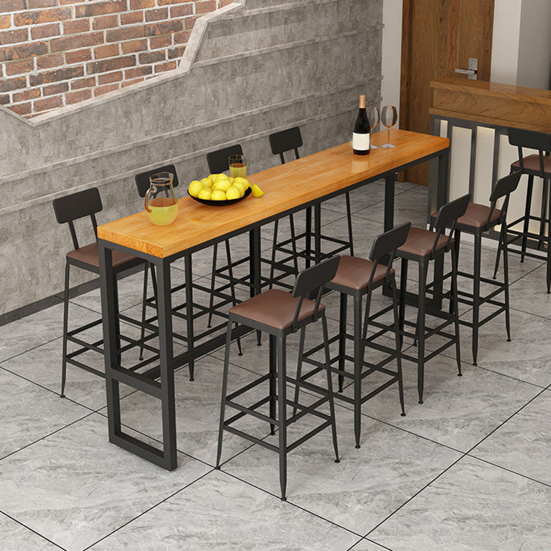 Mesa rectangular con altura de barra Mesa de bar de madera maciza de 41,3 "de alto con base negra