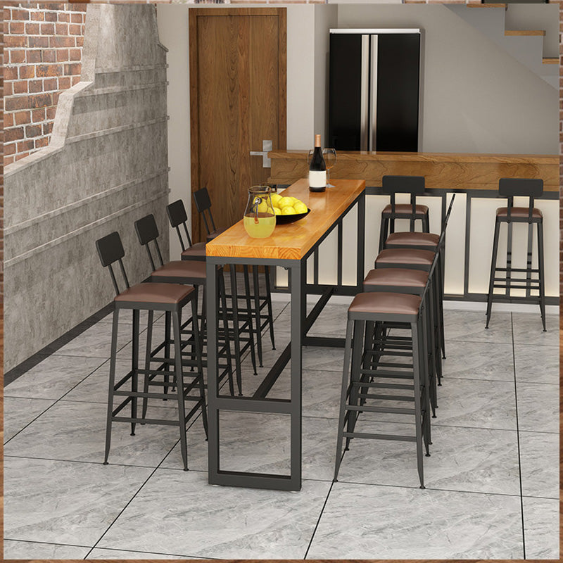 Mesa rectangular con altura de barra Mesa de bar de madera maciza de 41,3 "de alto con base negra