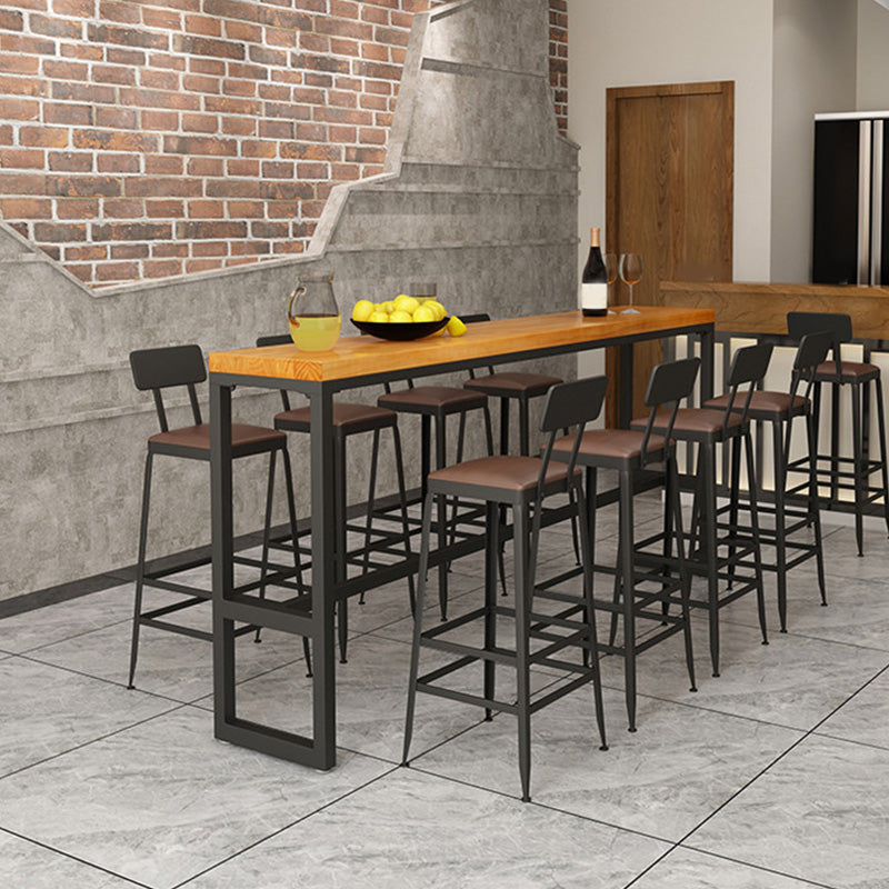 Mesa rectangular con altura de barra Mesa de bar de madera maciza de 41,3 "de alto con base negra