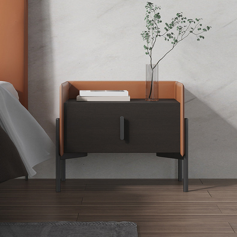 Mesa de acento de madera de falsa mesita de noche moderna con piernas con piernas