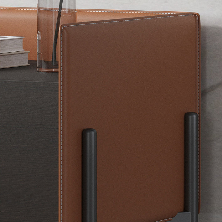 Mesa de acento de madera de falsa mesita de noche moderna con piernas con piernas